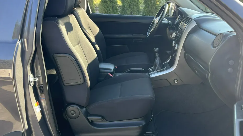 SUZUKI Grand Vitara -