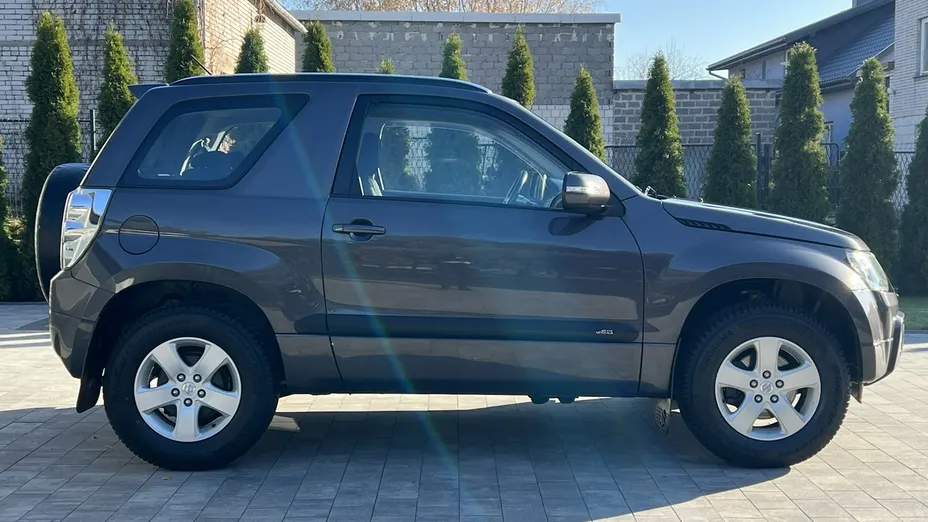 SUZUKI Grand Vitara -