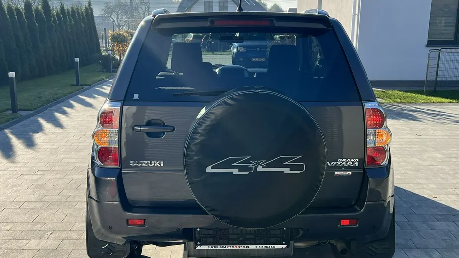 SUZUKI Grand Vitara -