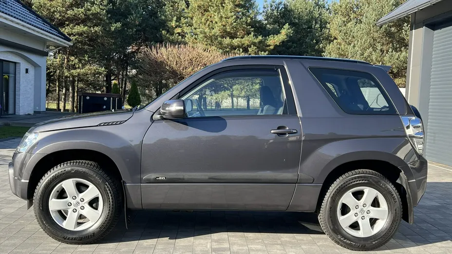 SUZUKI Grand Vitara -