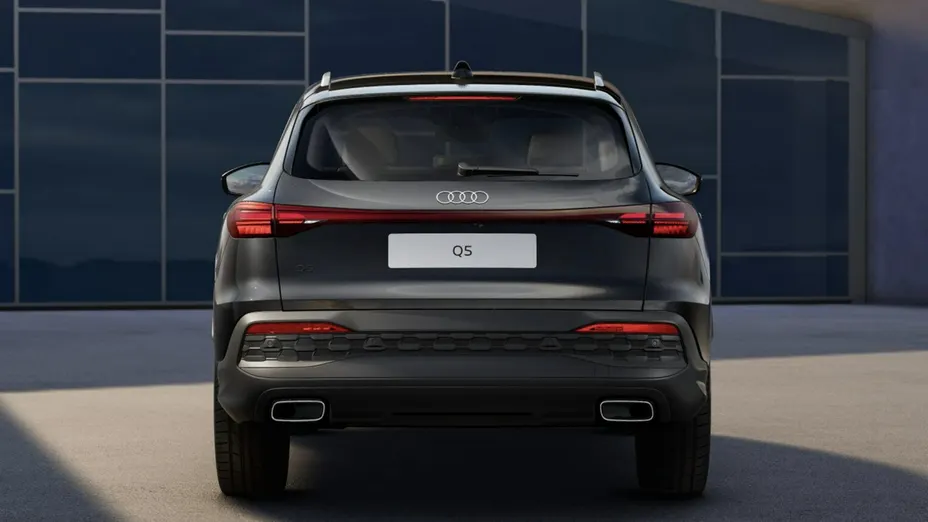 AUDI Q5 -
