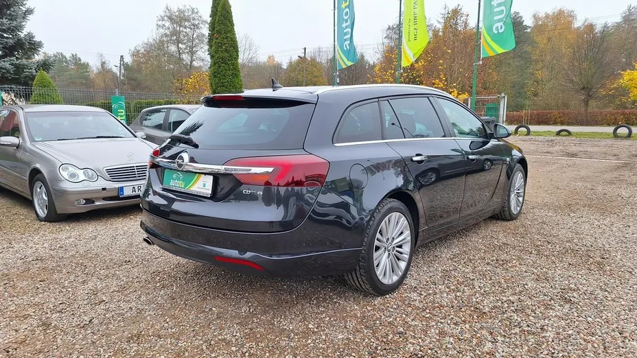 OPEL Insignia -