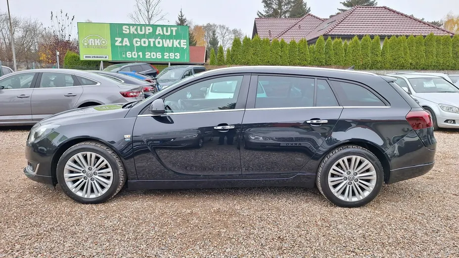 OPEL Insignia -