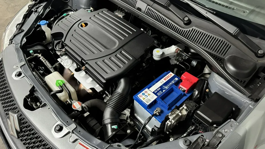 SUZUKI SX4 -