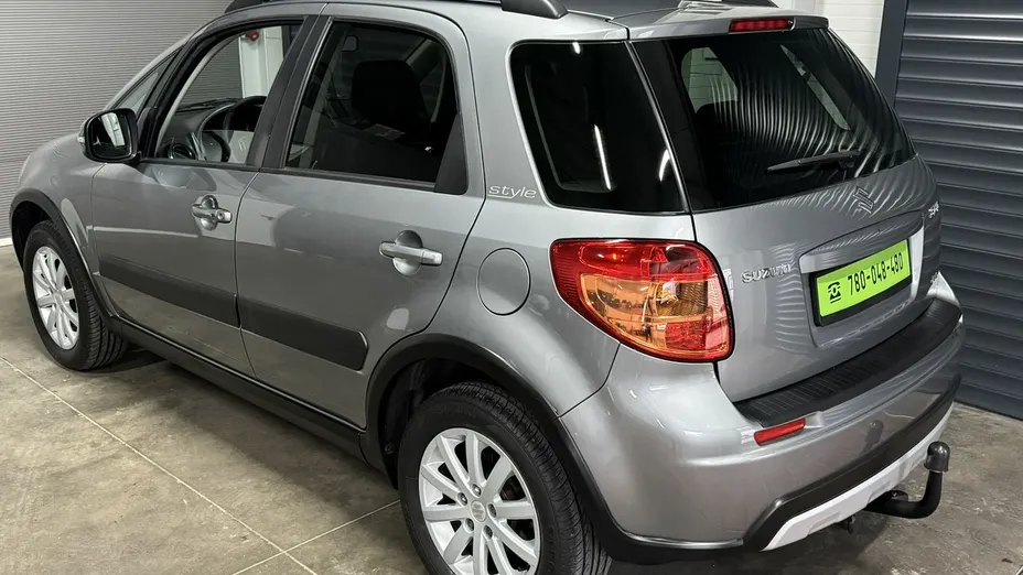 SUZUKI SX4 -