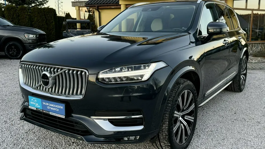 VOLVO XC90 -