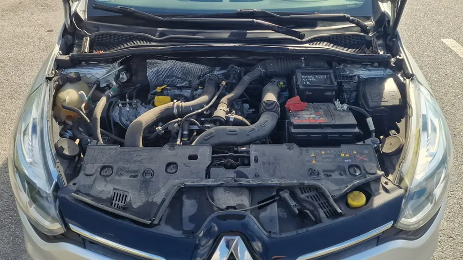 RENAULT Clio -