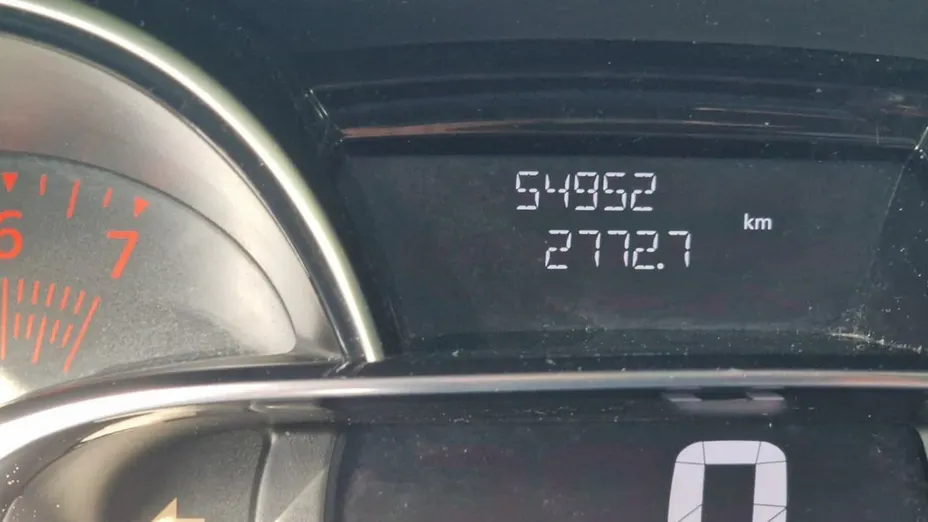 RENAULT Clio -
