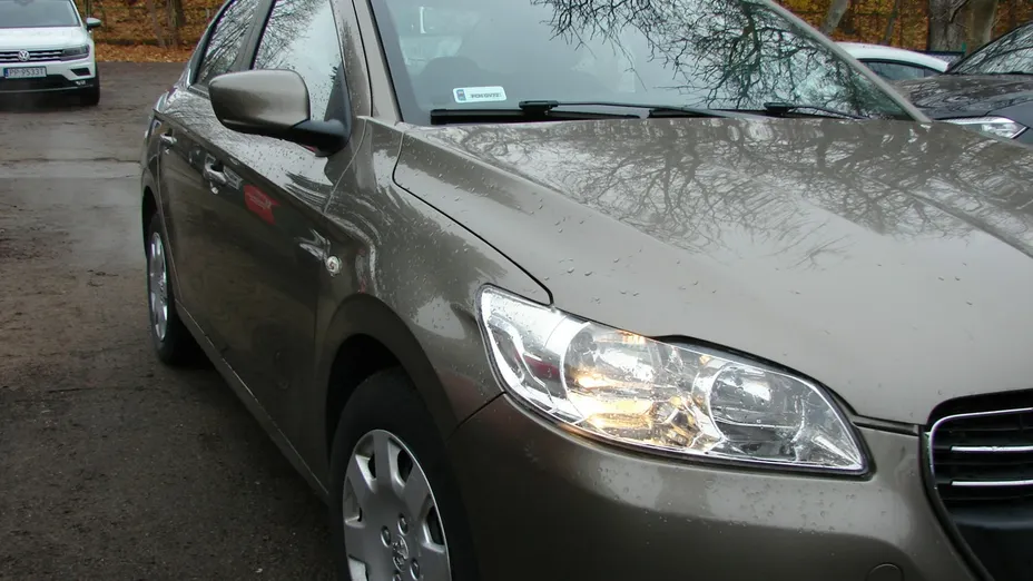 PEUGEOT 301 -