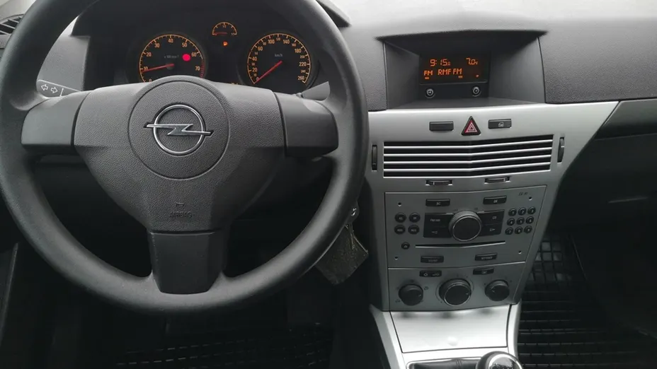 OPEL Astra -