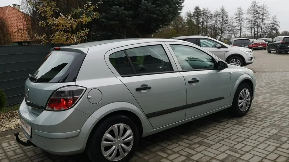 OPEL Astra -