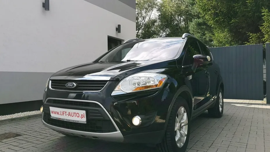 FORD Kuga -