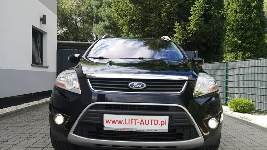 FORD Kuga -