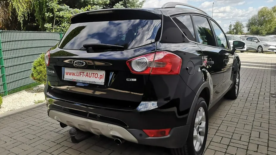 FORD Kuga -
