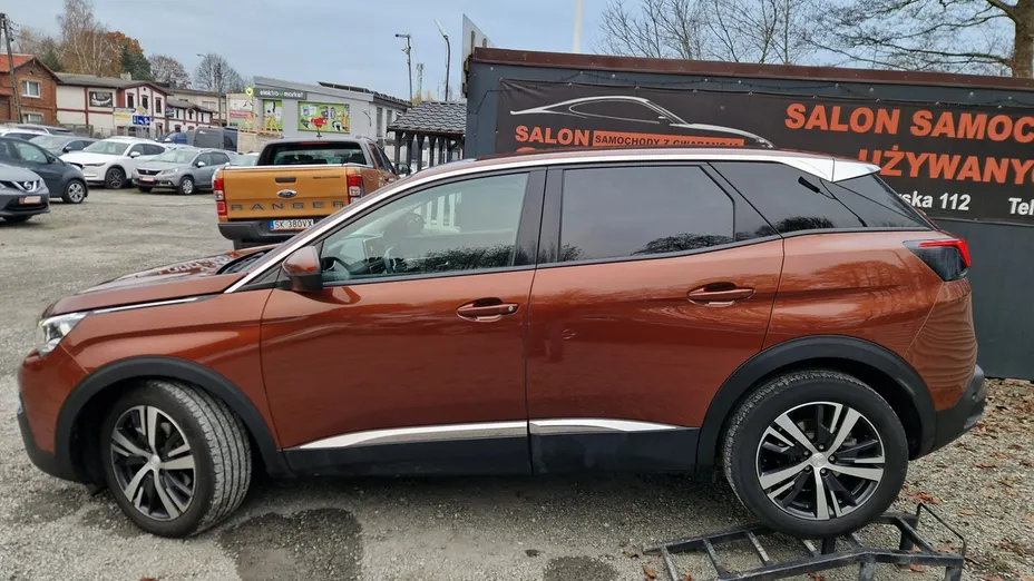 PEUGEOT 3008 -