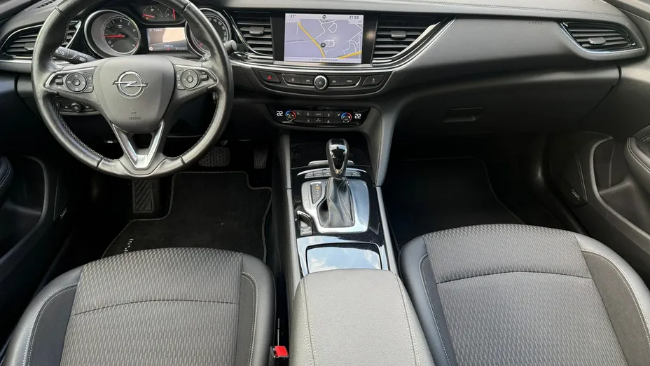 OPEL Insignia -
