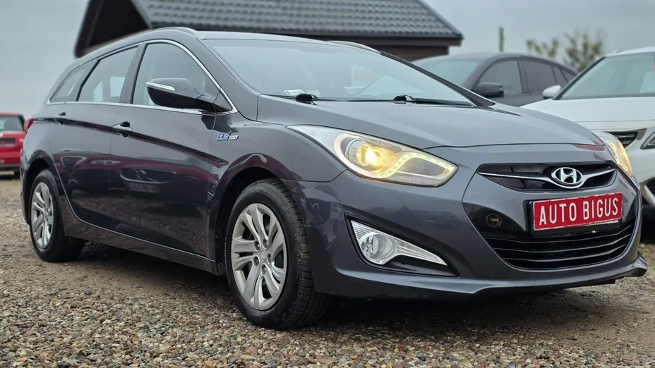HYUNDAI i40 -