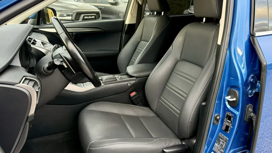 LEXUS NX -