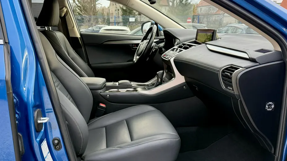LEXUS NX -