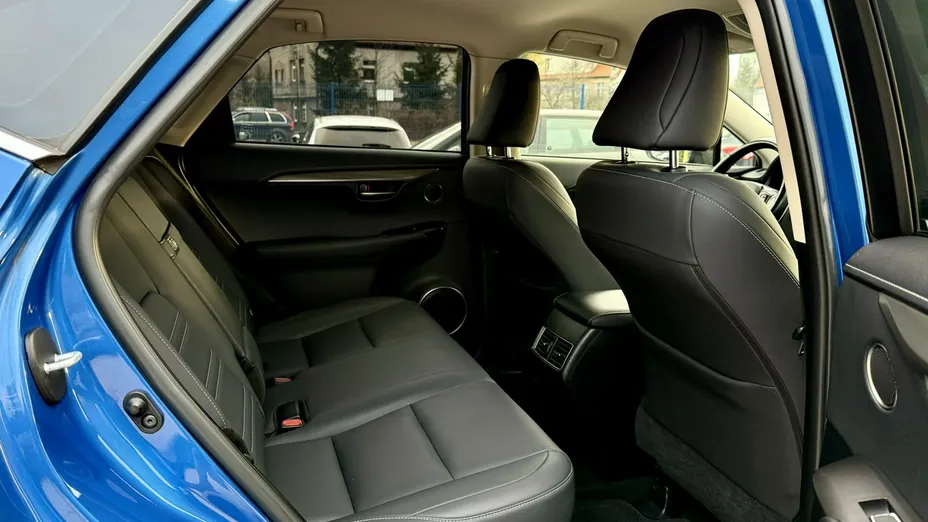 LEXUS NX -