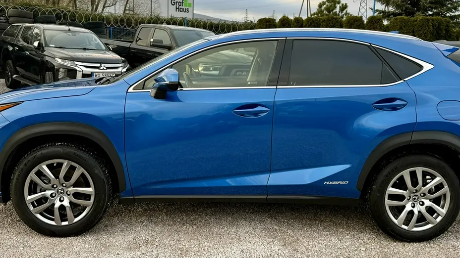 LEXUS NX -