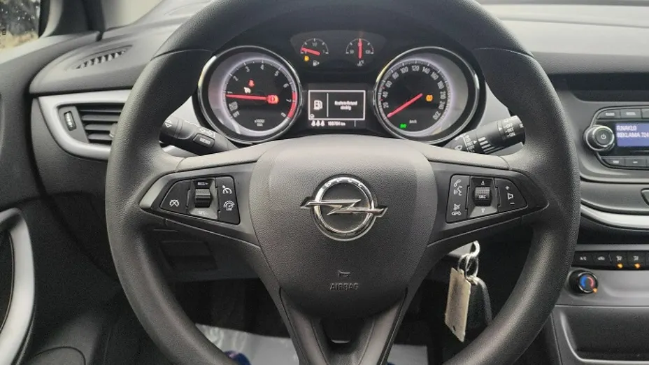 OPEL Astra -