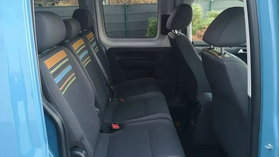 VOLKSWAGEN Caddy -