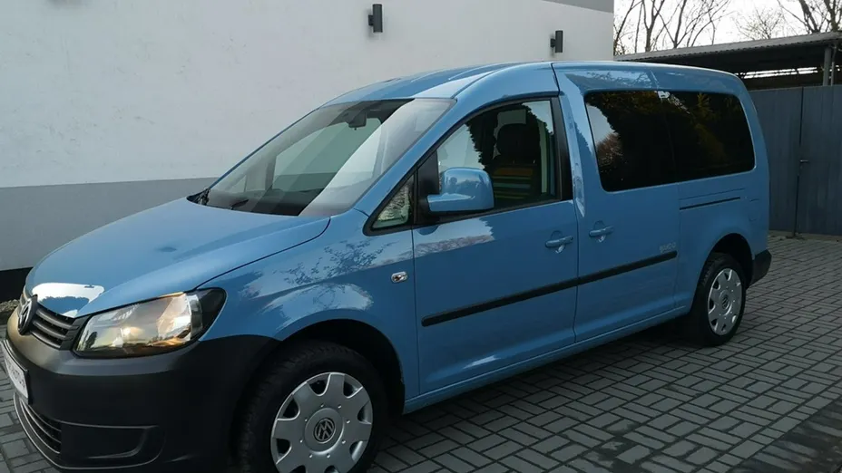 VOLKSWAGEN Caddy -