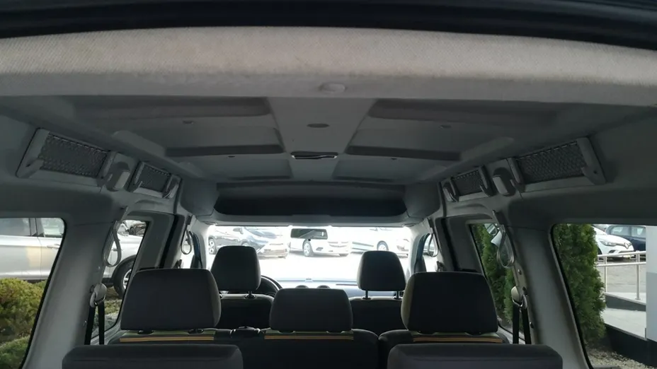 VOLKSWAGEN Caddy -