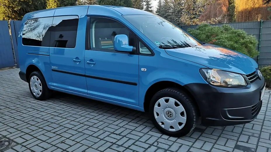 VOLKSWAGEN Caddy -