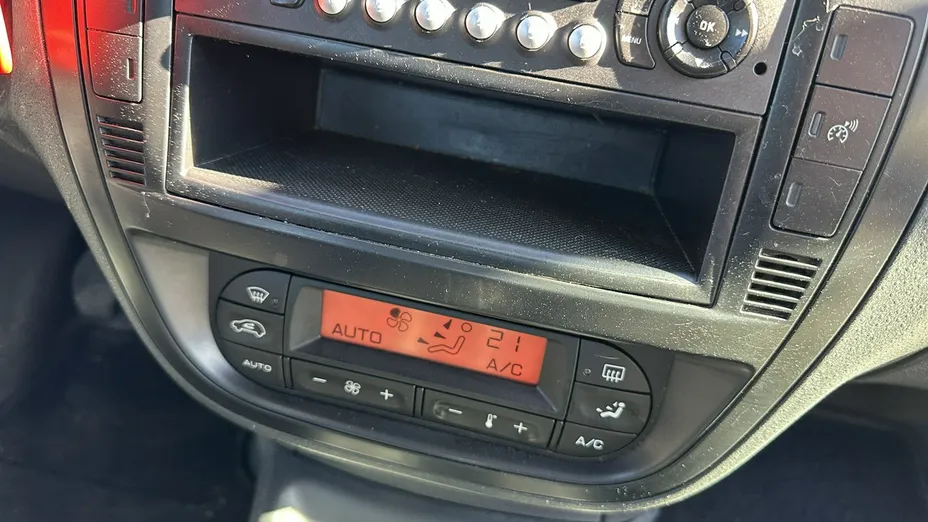 CITROEN C3 -