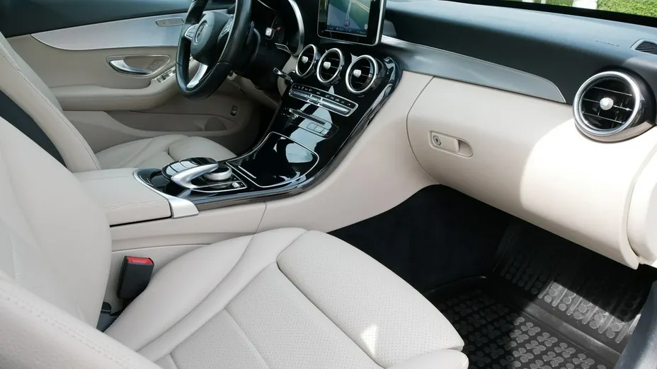 MERCEDES-BENZ C Klasa -