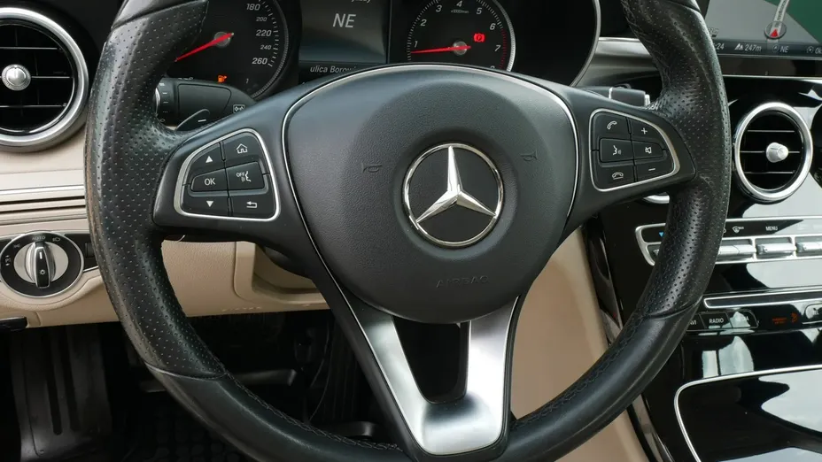 MERCEDES-BENZ C Klasa -