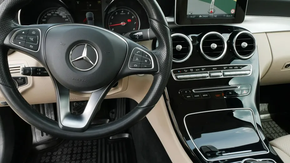 MERCEDES-BENZ C Klasa -