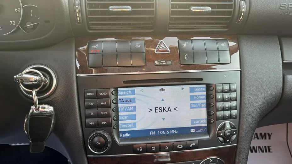 MERCEDES-BENZ C Klasa -