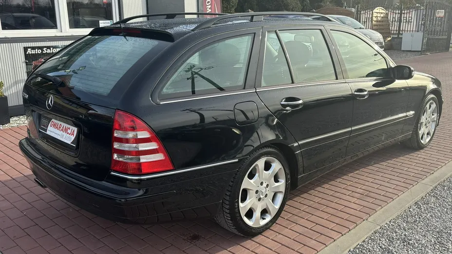 MERCEDES-BENZ C Klasa -