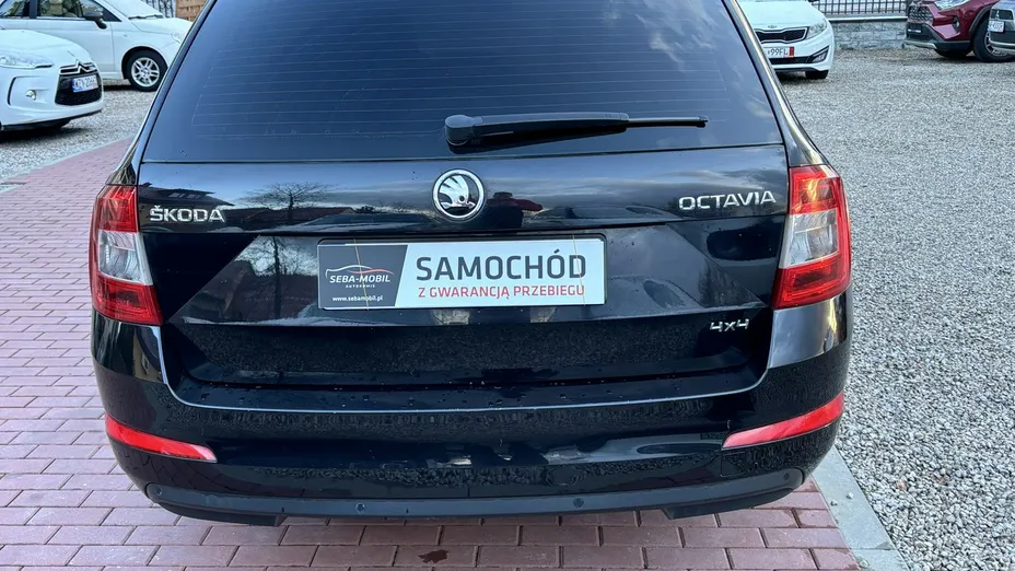 SKODA Octavia -