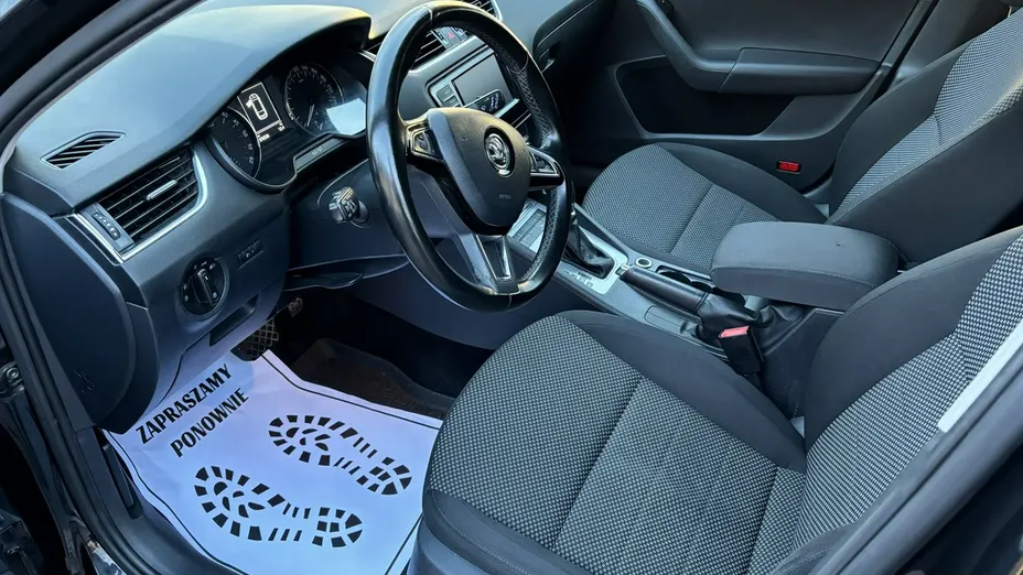 SKODA Octavia -