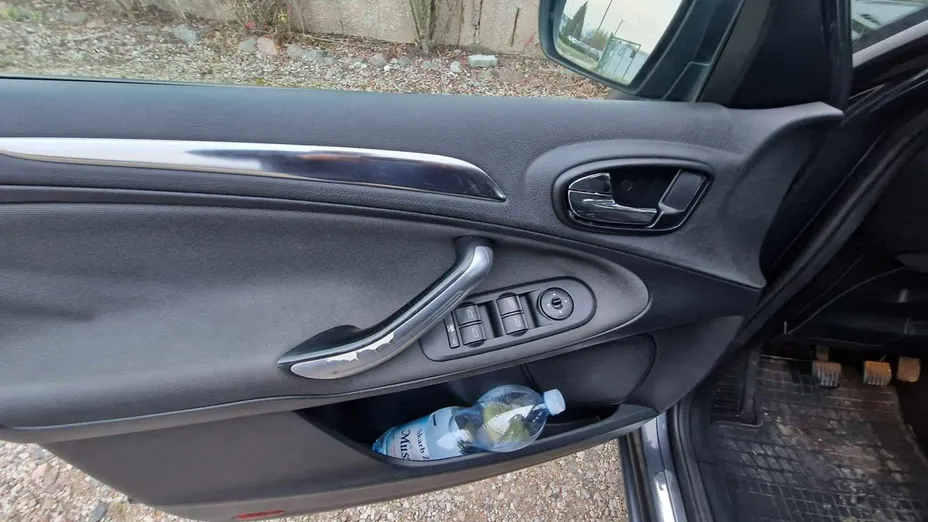 FORD S-MAX -