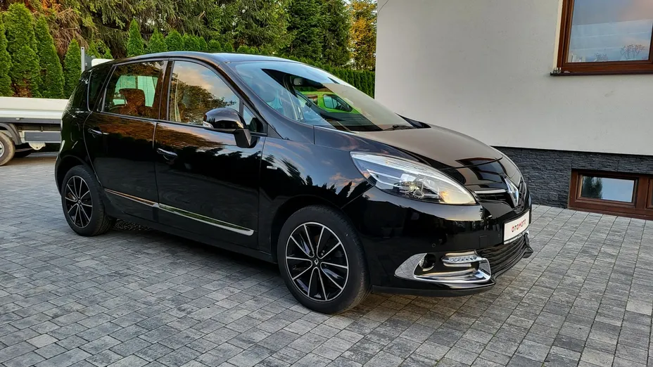 RENAULT Scenic -