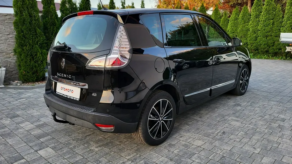 RENAULT Scenic -