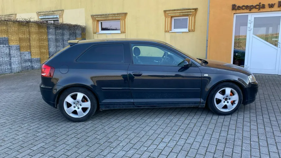 AUDI A3 -