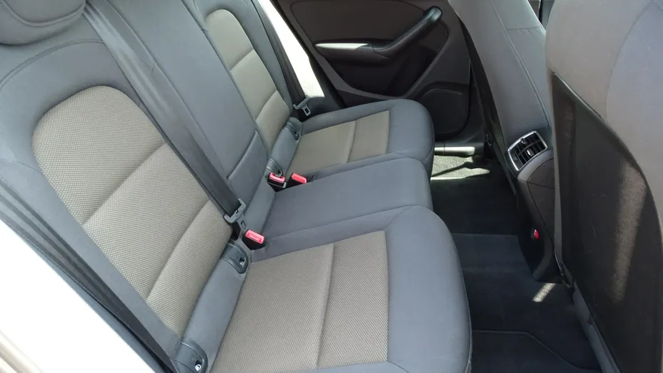AUDI Q3 -