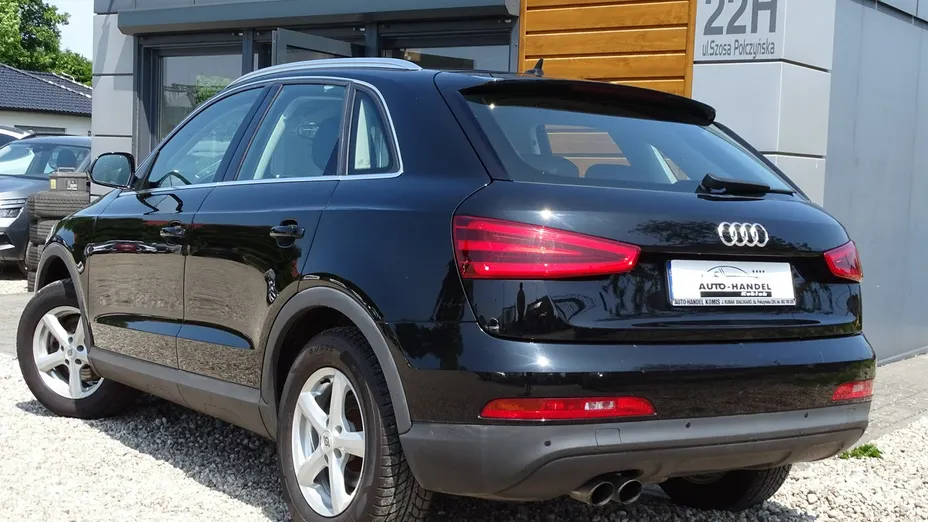 AUDI Q3 -