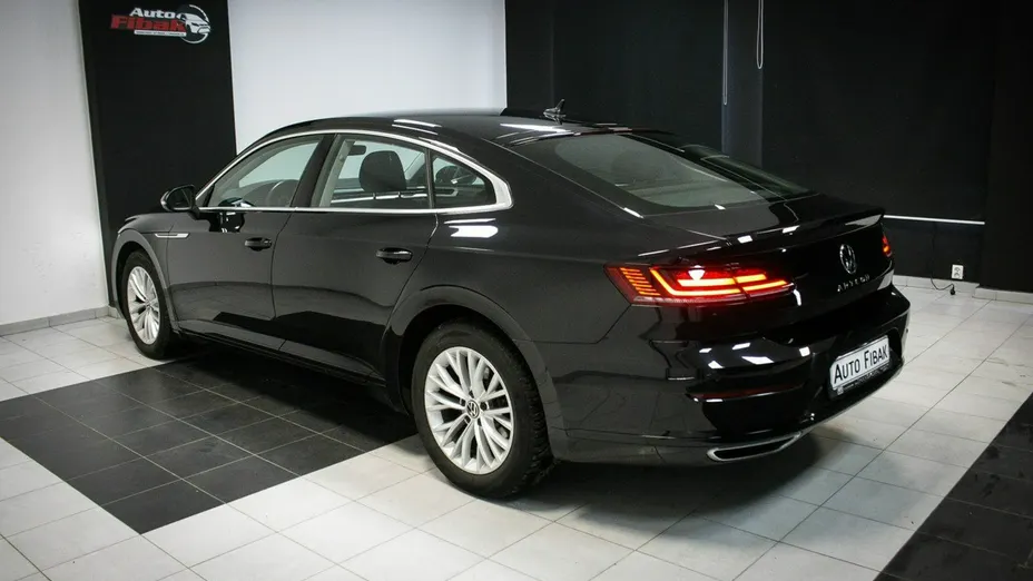 VOLKSWAGEN Arteon -