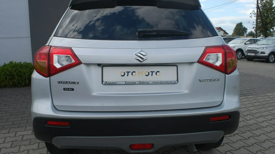 SUZUKI Vitara -