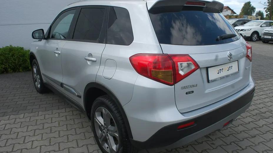 SUZUKI Vitara -
