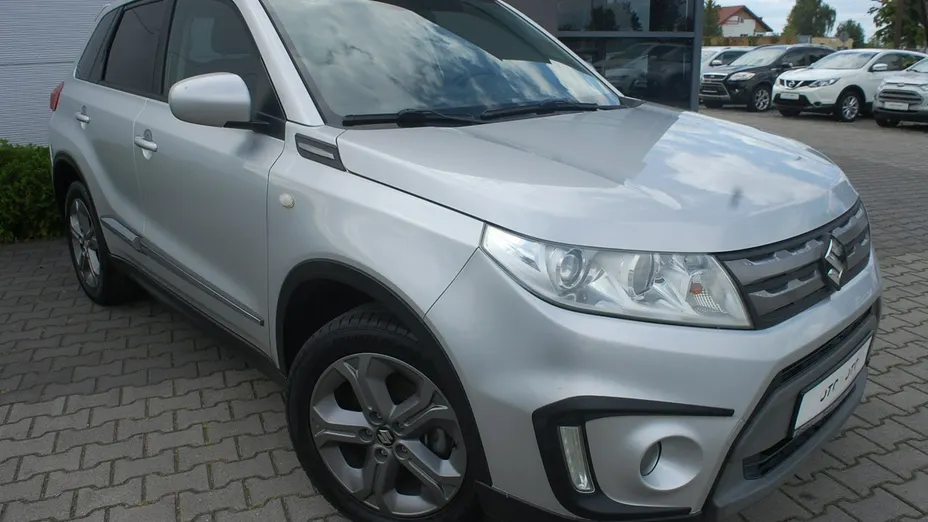 SUZUKI Vitara -