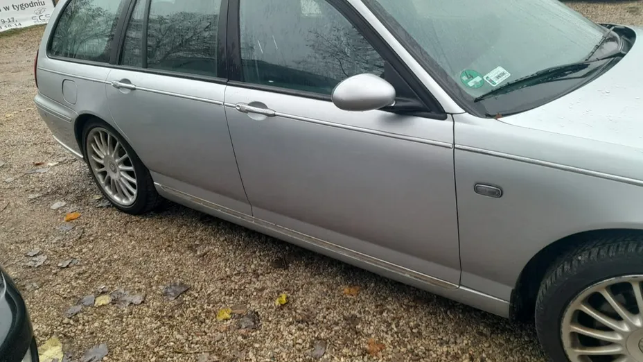 MG ZT -