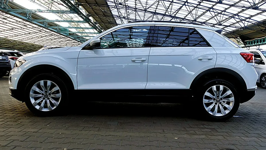 VOLKSWAGEN T-ROC -
